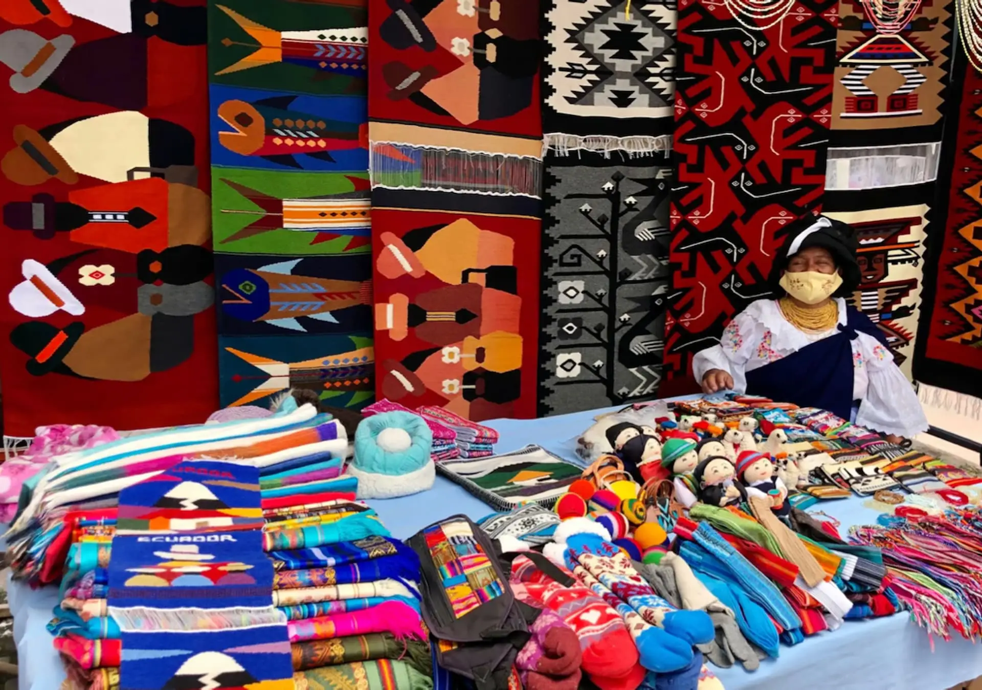 5 Highlights of the Otavalo market day tour